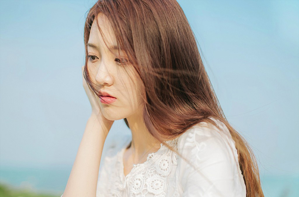 “呵~”刘璋无奈的笑了起来，外面响起了喊杀声，虽然民心所向，但终究还是有那么一批人选择了反抗，哪怕这份反抗，在此时已经没有任何意义。
